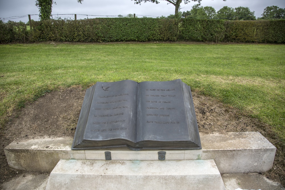 U.S. Army and German paratroopers visit Iron Mike Memorial together