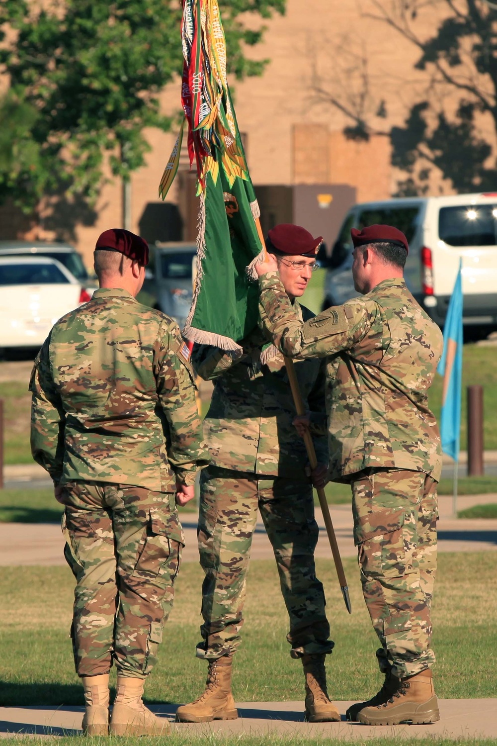 8th Military Information Support Battalion changes command