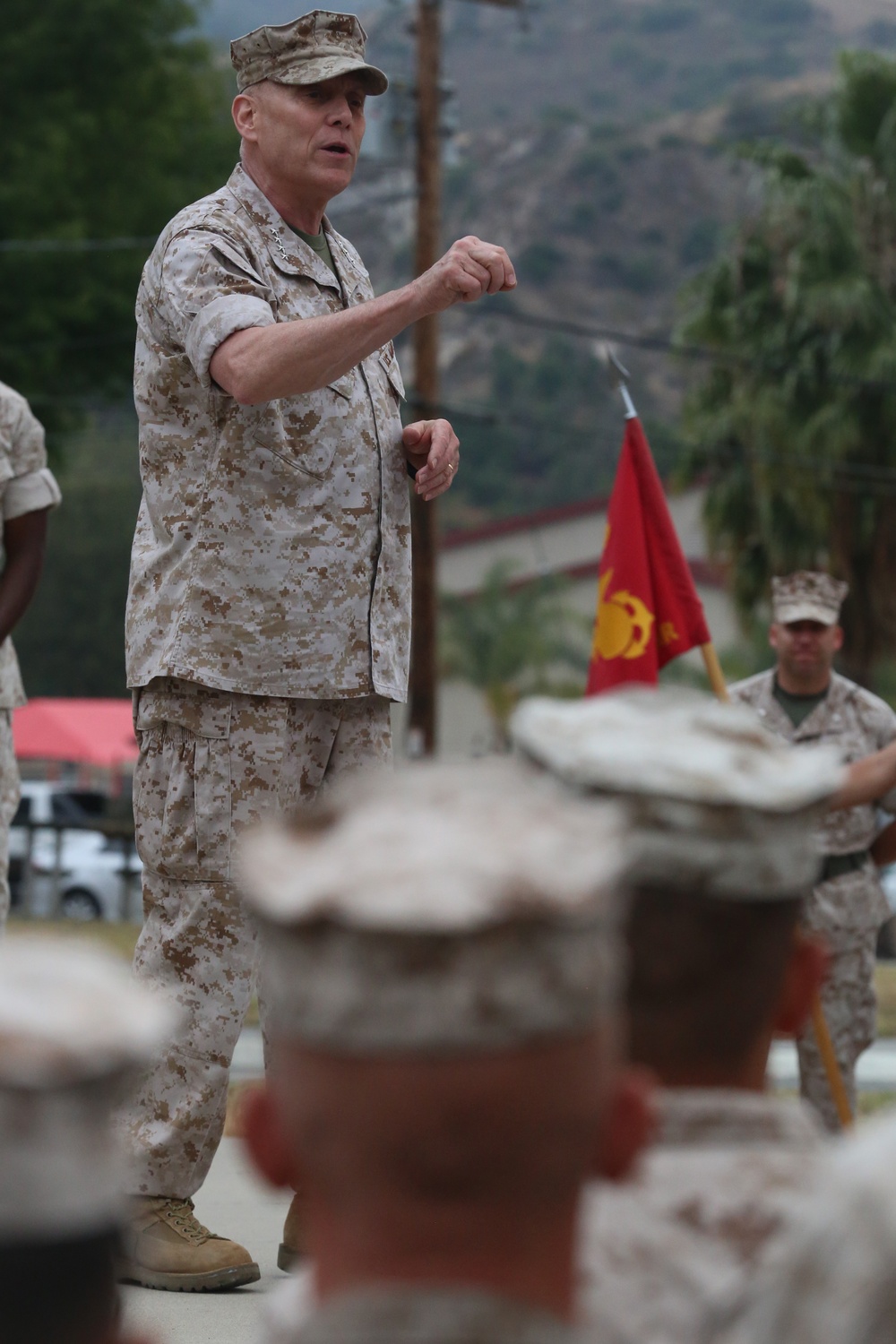 Assistant Commandant visits Division Marines