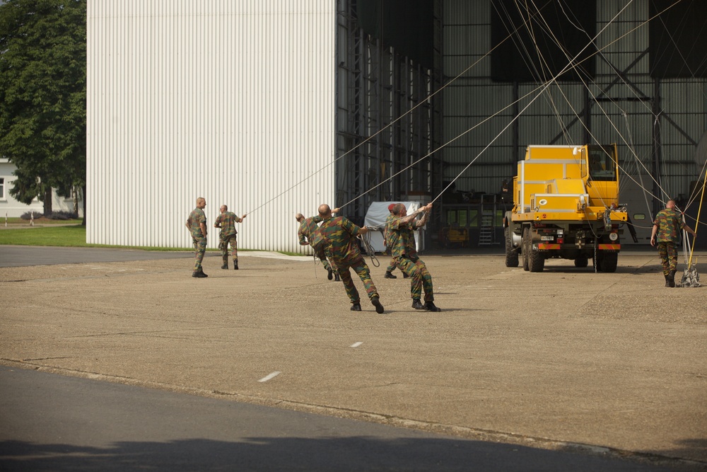 Dvids Images U S Army Paratroopers Jump From A Balloon In Belgium Image Of