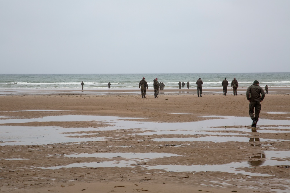 U.S. Army and German paratroopers visit Omaha Beach together