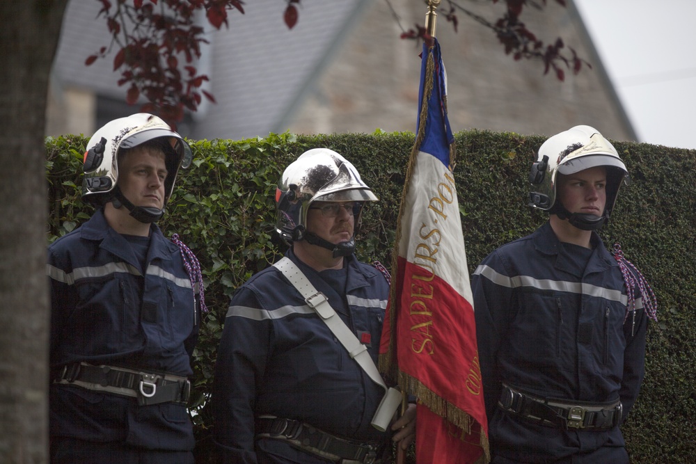 German Soldiers participate in a joint ceremony with U.S. Soldiers in Picauville, France