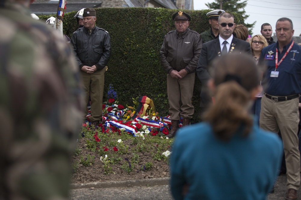 German Soldiers participate in a joint ceremony with U.S. Soldiers in Picauville, France