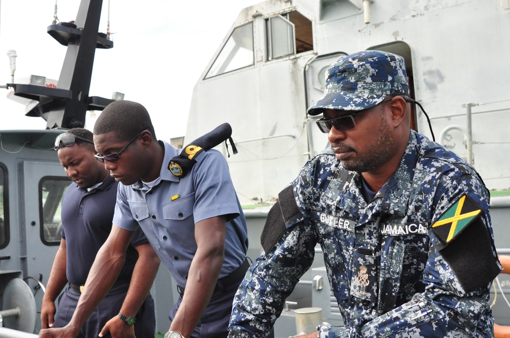 Jamaica, St. Vincent and the Grenadines, Guyana participate in Exercise Tradewinds 2016