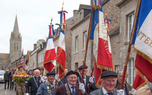 German Soldiers participate in a joint ceremony with U.S. Soldiers