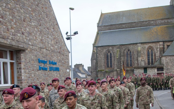 German Soldiers participate in a joint ceremony with U.S. Soldiers