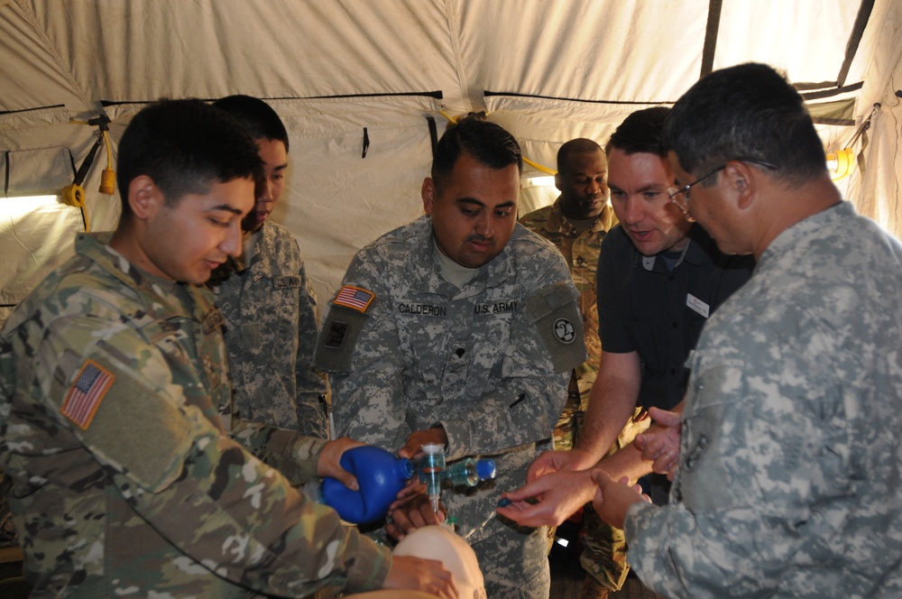 2nd Med BDE Soldiers learn Endotracheal Intubation