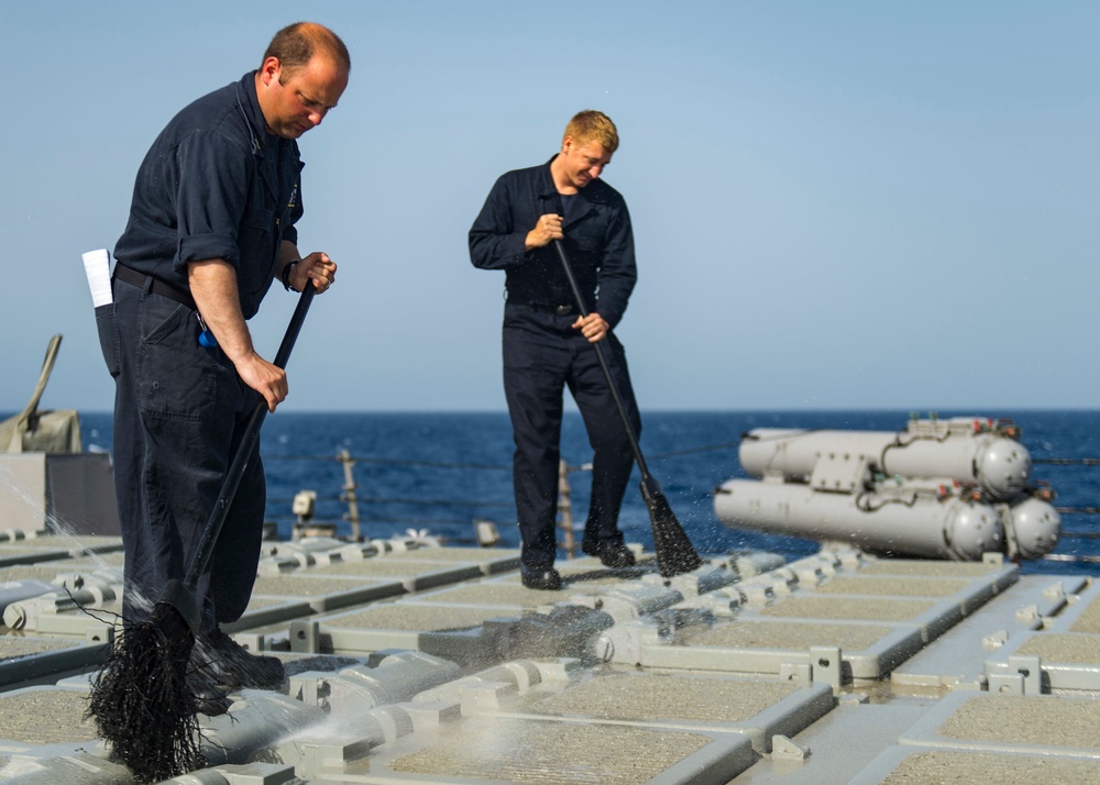 USS Stout (DDG 55) Deployment 2016