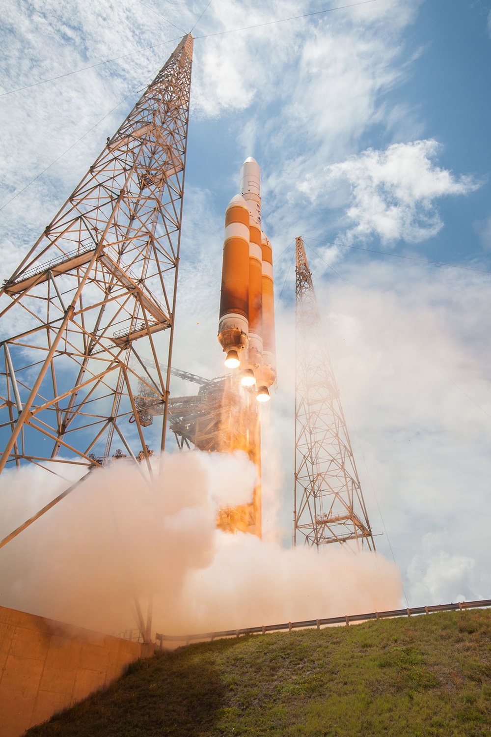 45th SW supports successful Delta IV NROL-37 launch