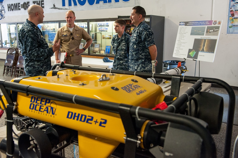 Kitsap Sailors Volunteer at Bremerton ROV Competition