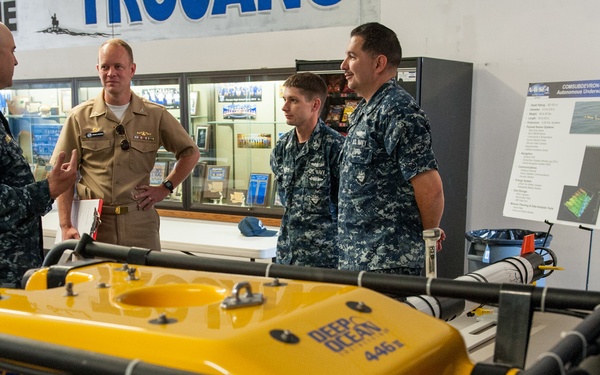 Kitsap Sailors Volunteer at Bremerton ROV Competition