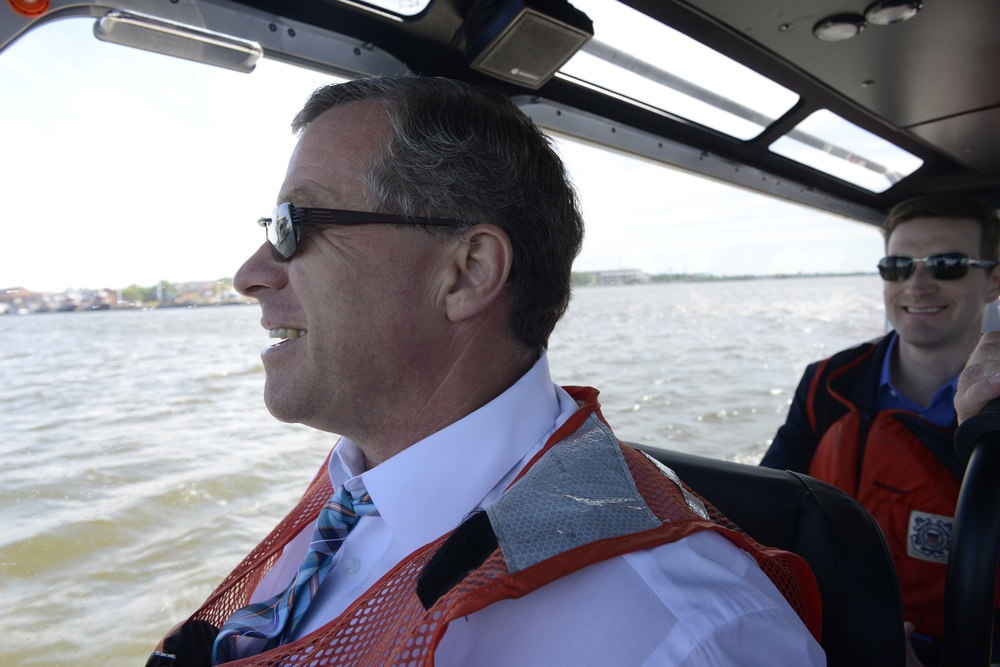 Rep. Charlie Dent visits Coast Guard Sector Delaware Bay