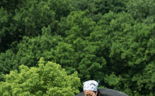 MWR Holds Color Me 5K