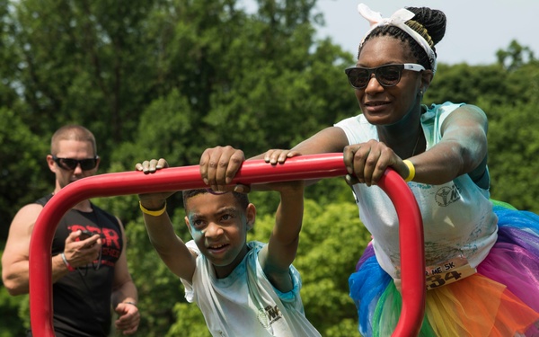 MWR Holds Color Me 5K