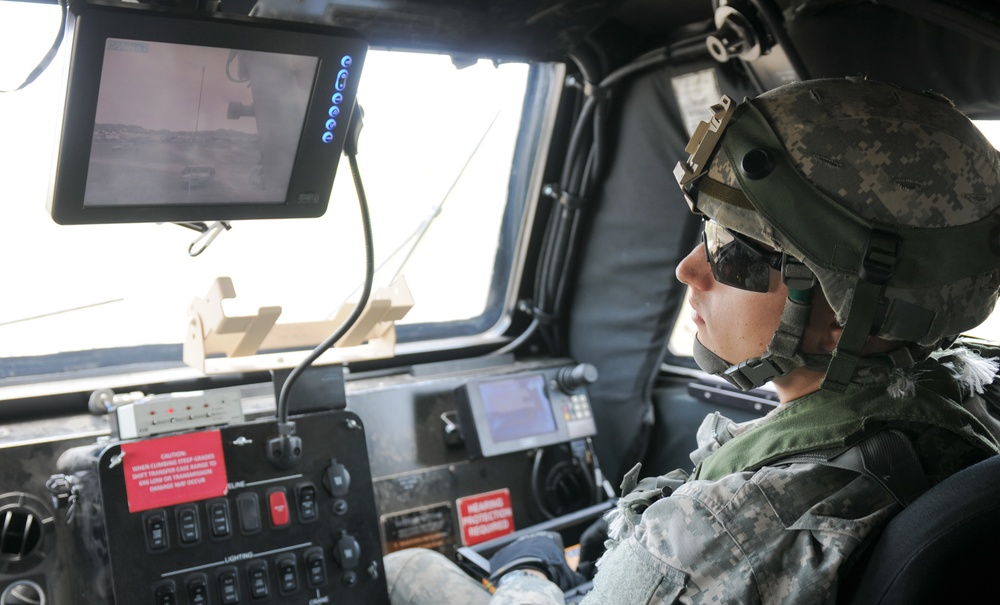 Army Reserve's 321st Engineer Company trains with Guard Armored Brigade during MiBT