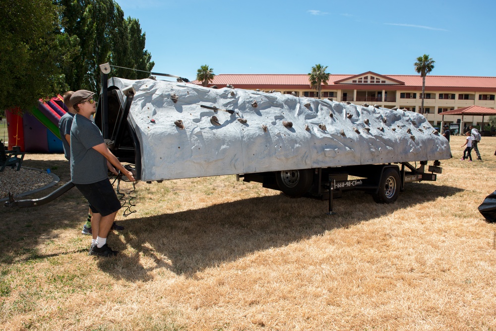 Travis Air Force Base 2016 Diversity Day/Music Fest