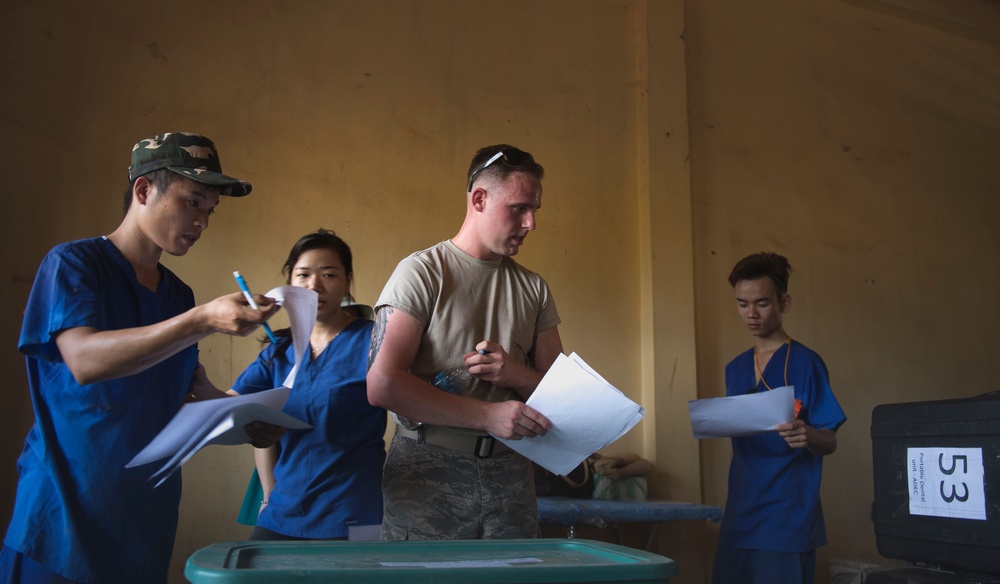 Pacific Angel 16-2 assists humanitarian efforts in Cambodia