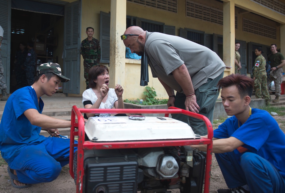 Pacific Angel 16-2 assists humanitarian efforts in Cambodia