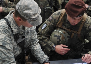 Missouri National Guard soldiers teach Polish army to ‘shoot, move, communicate’ during Exercise Anakonda 2016
