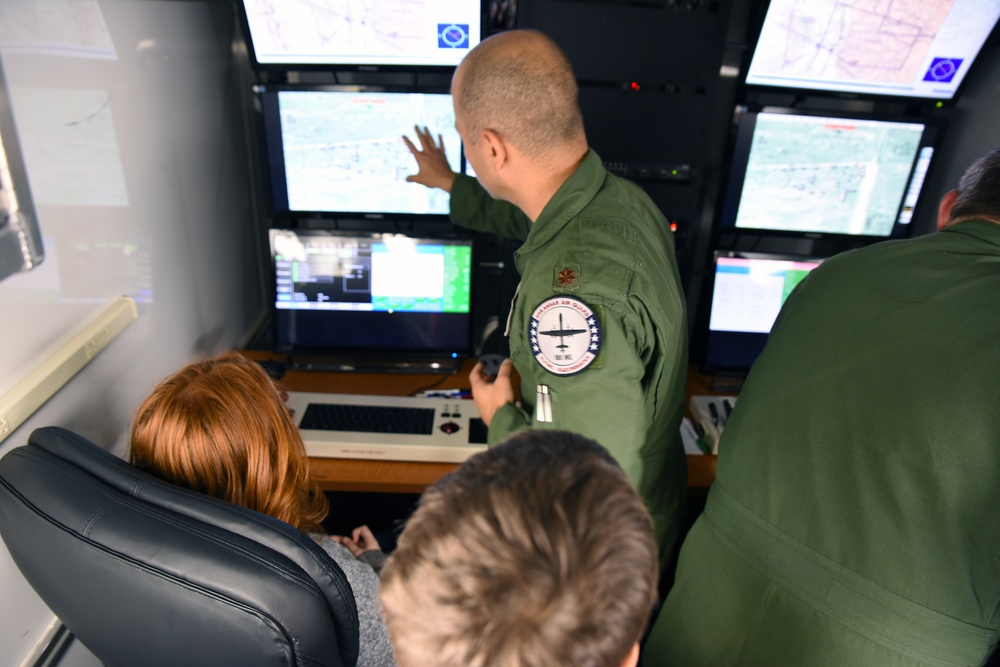 Students from Mansfield Elementary School visit 188th