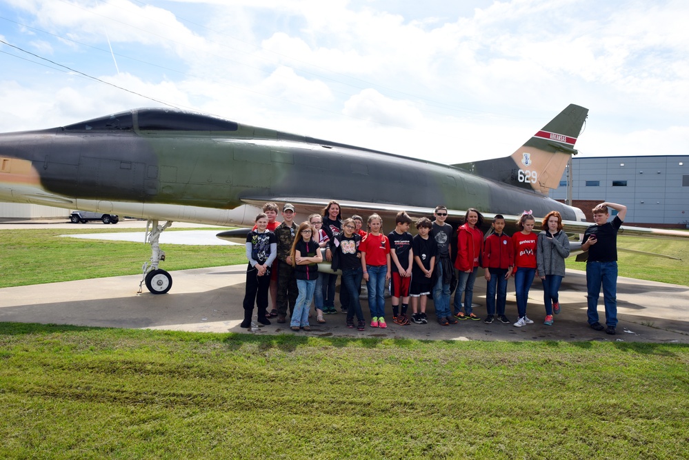 Students from Mansfield Elementary School visit 188th
