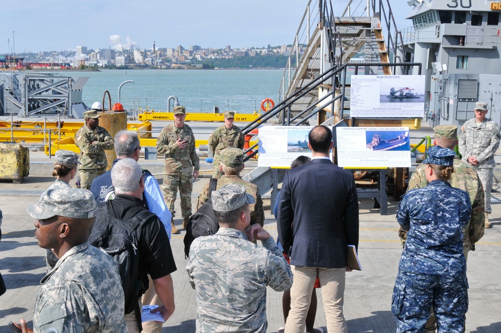 DVIDS Images distinguished visitors tour Port of during Cascadia Rising exercise