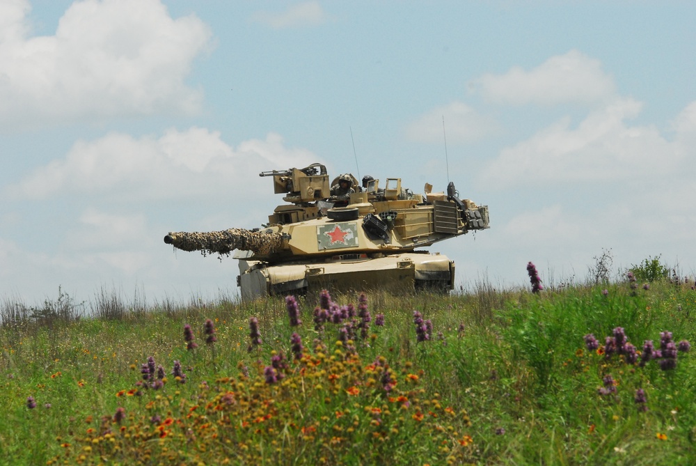 6th Squadron, 9th Cavalry Regiment, Train with Abrams Tanks