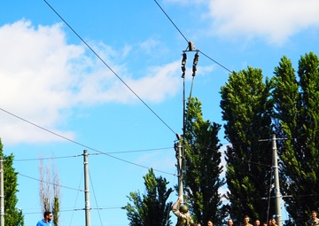 Basic airborne refresher training at Caserma Ederle