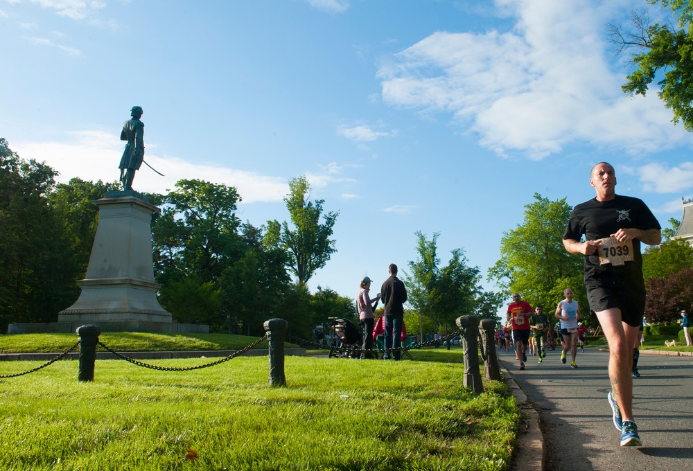 MCM Historic Half and Semper 5ive 2016