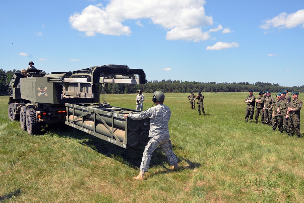 NC GUARD AND POLISH ARTILLERY SOLDIERS BRING OUT THE BIG GUNS (AND ROCKETS TOO)