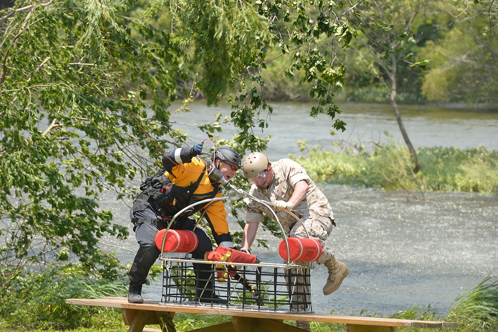 DVIDS - News - Texas Guardsmen, First Responders Conduct Aviation ...