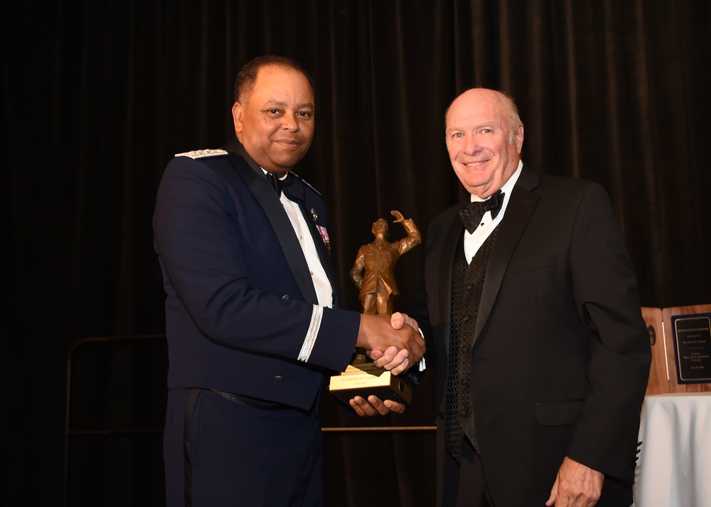 SMC Commander receives AFA General Bernard Schriever National Space Leadership Award