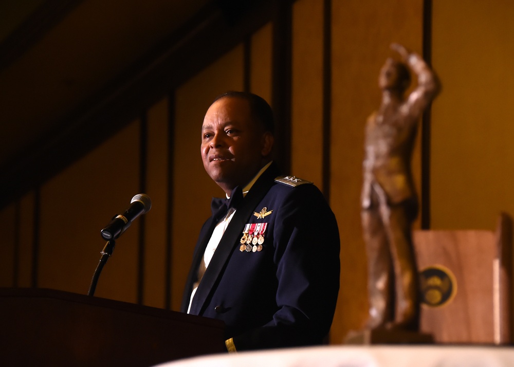 SMC commander receives the General Bernard A. Schriever Space Leadership Award