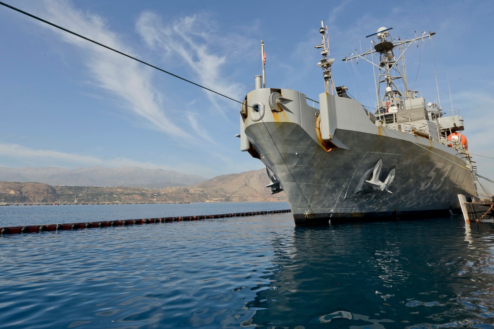 Military Sealift Command rescue and salvage ship USNS Grapple (T-ARS-53) arrives in Souda Bay, Greece