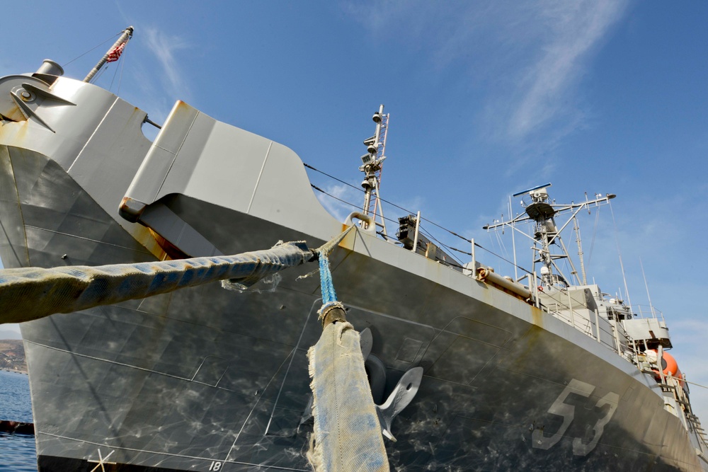 Military Sealift Command rescue and salvage ship USNS Grapple (T-ARS-53) arrives in Souda Bay, Greece