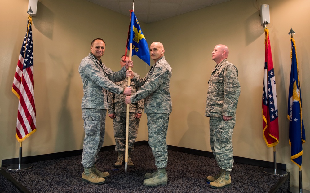 Novak takes command of 123rd Intelligence Squadron