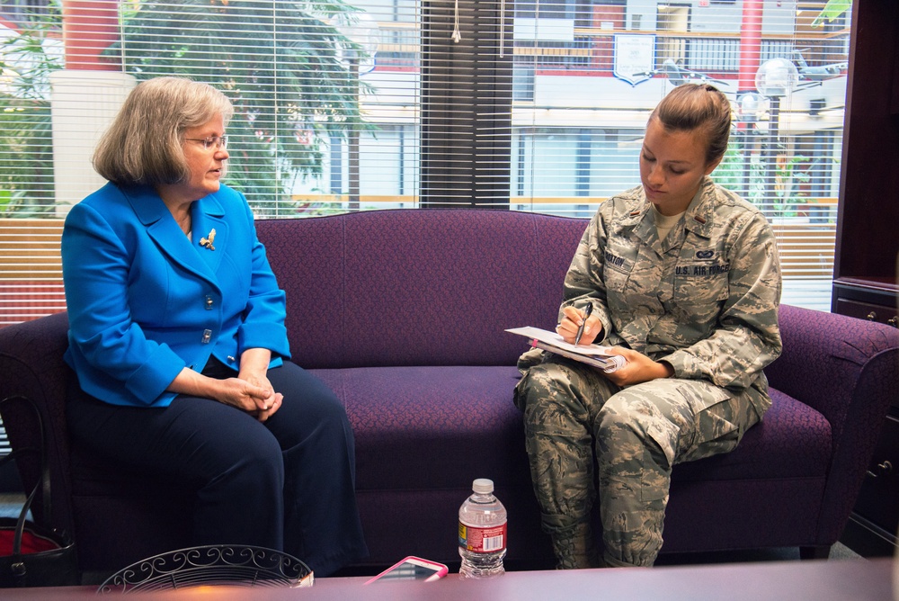 Mrs. Holly Petraeus Visits Travis Air Force Base, Calif.