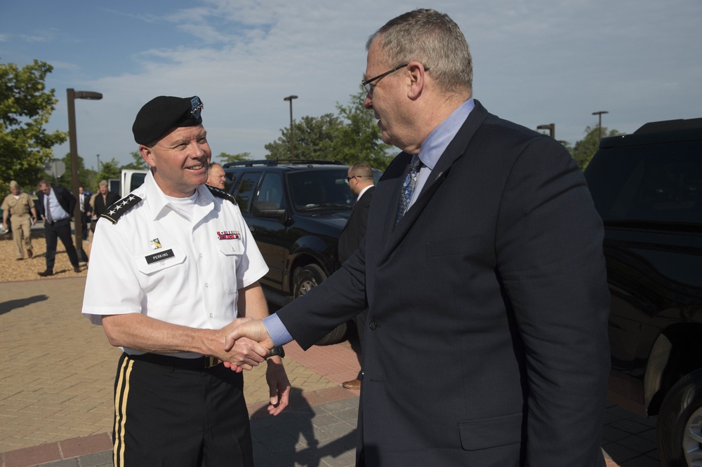 DSD visits TRADOC and NATO SACT HQ