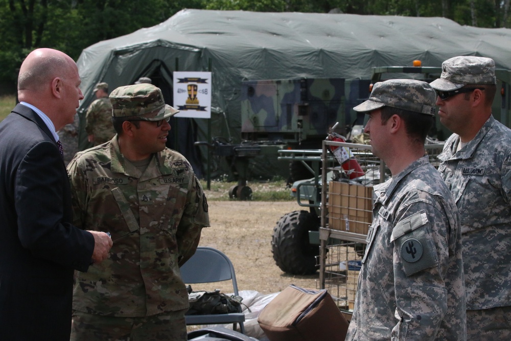 Chief Executive Officer for U.S. Army Reserve visits Soldiers training in Poland with Anakonda 16