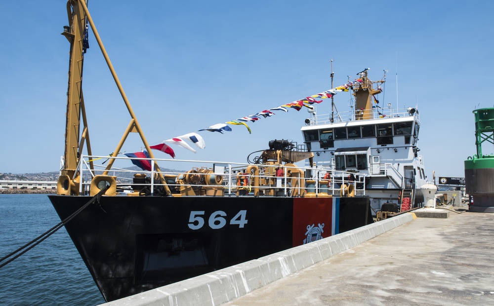 Coast Guard Cutter George Cobb holds change of command ceremony