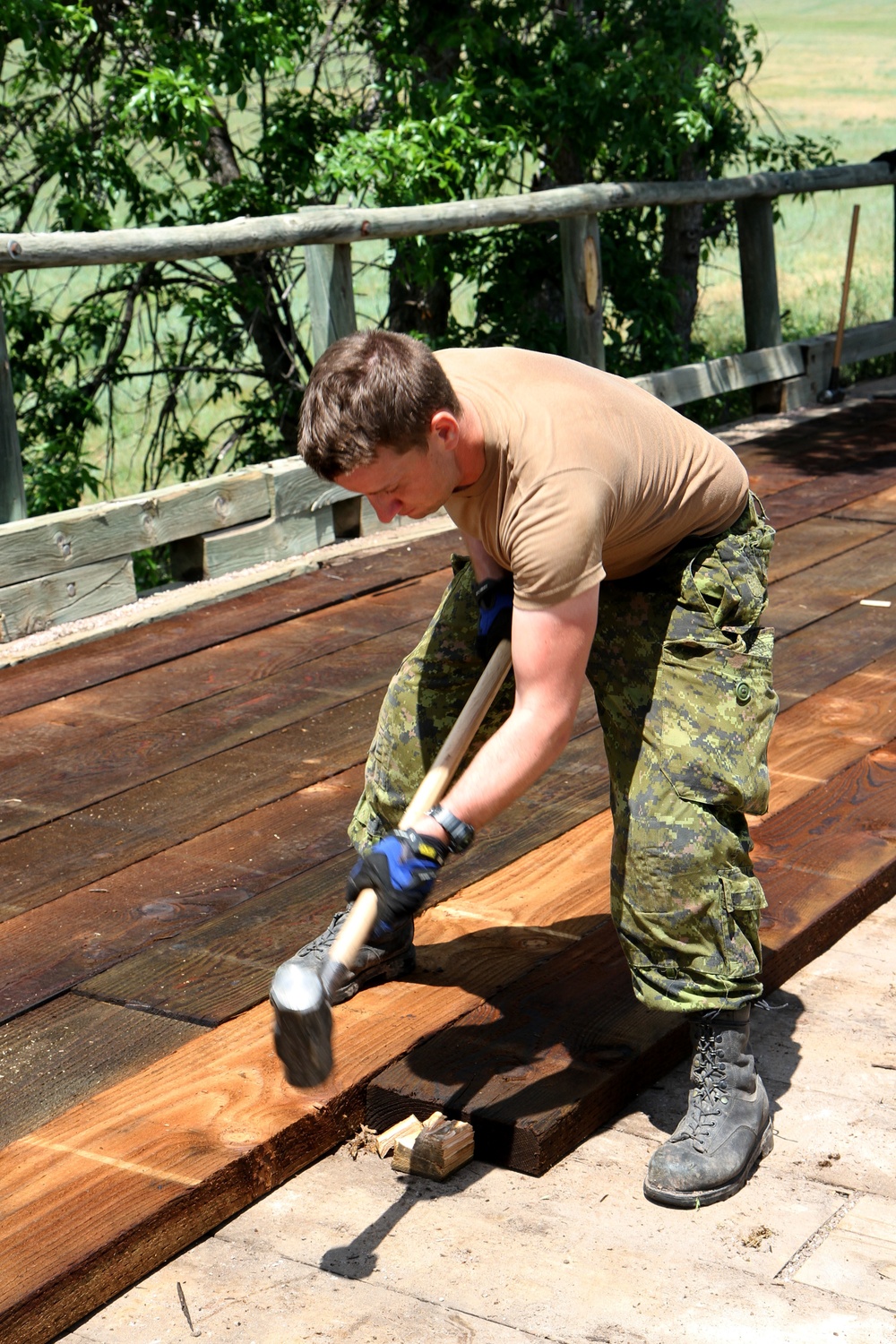 Canadian engineers resurface French Creek bridge in Custer