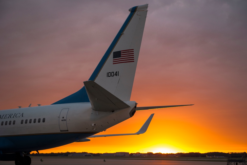 Sun rises over spectacular SAM aircraft