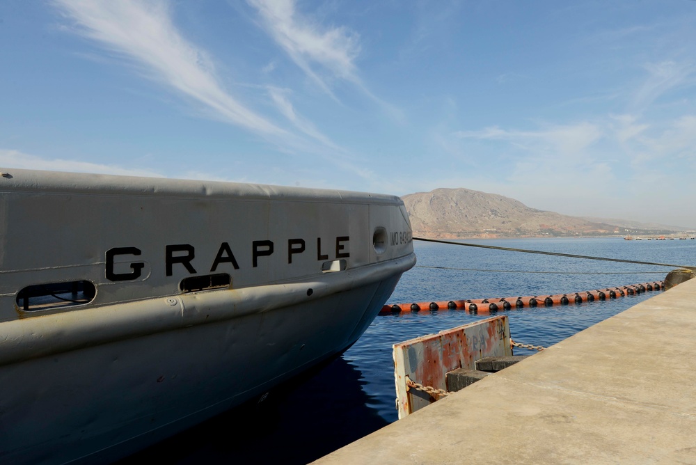 Military Sealift Command rescue and salvage ship USNS Grapple (T-ARS-53) arrives in Souda Bay, Greece