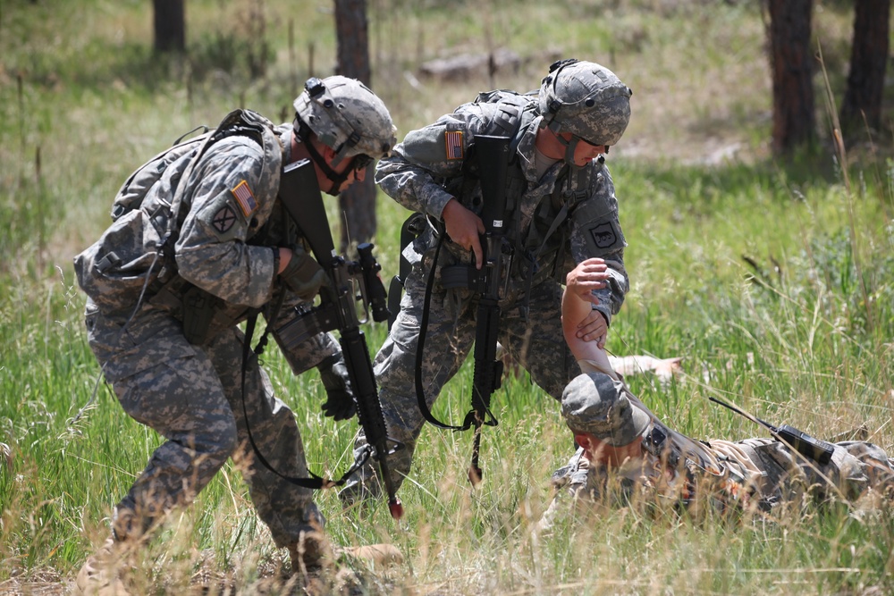 Dismounted Patrol- Golden Coyote