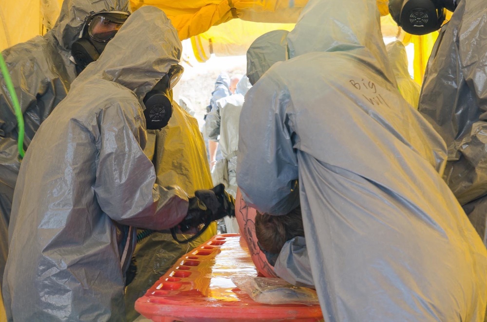 Service Members take part in CBRN and medical training