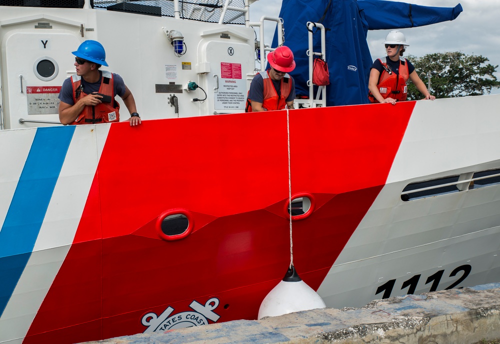 U.S. Coast Guard arrives in Jamaica for Tradewinds