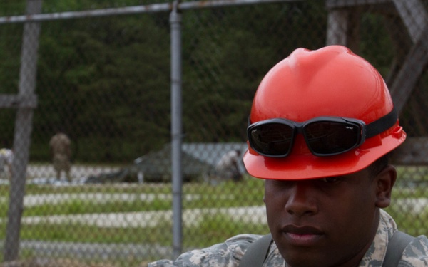 412th Engineers build detainee complex