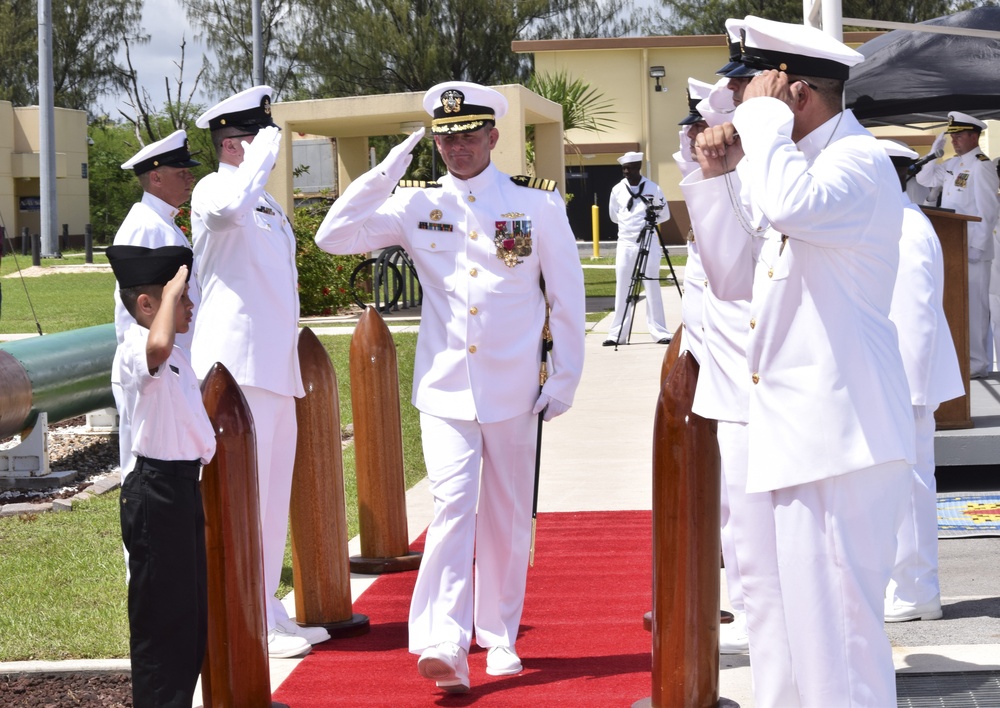 Submarine Squadron 15 Holds Change of Command