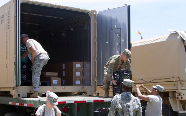 Long hours, hard work to ensure Soldiers get hot food