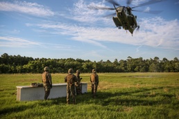 External lifts expand HMHT-302’s capabilities